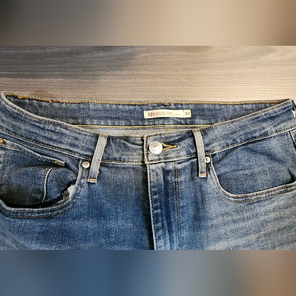 Levi's 721 High Rise Skinny - Picture 2 of 3